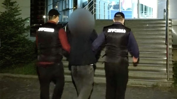 Борьба с нелегалами в Грузии: из страны выдворили более дюжины иностранцев Борьба с нелегалами в Грузии: из страны выдворили более дюжины иностранцев