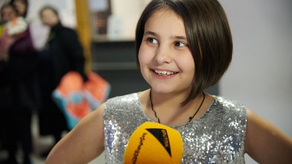 Участница из Грузии вышла в полуфинал вокального шоу "Ты супер!" Участница из Грузии вышла в полуфинал вокального шоу "Ты супер!"