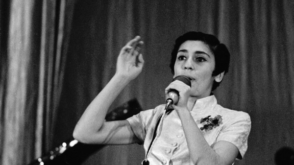 Умерла известная грузинская певица Манана Менабде