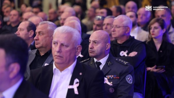 Первые лица Грузии поздравили ветеранов с их праздником