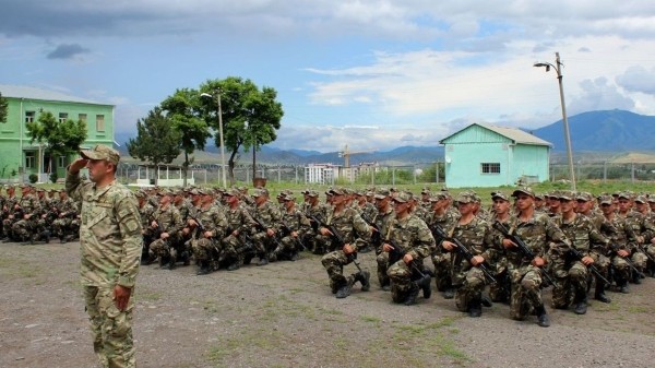 В Грузии вводят новые штрафы для призывников в армию В Грузии вводят новые штрафы для призывников в армию