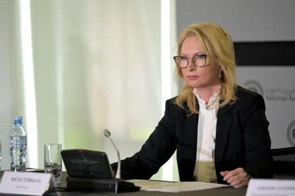 «Финансовый сектор неукоснительно соблюдает требования санкций - практически за 3 года у нас не было ни одного случая нарушения» -Турнава о санкциях в отношении «Лукойла» «Финансовый сектор неукоснительно соблюдает требования санкций - практически за 3 года у нас не было ни одного случая нарушения» -Турнава о санкциях в отношении «Лукойла»