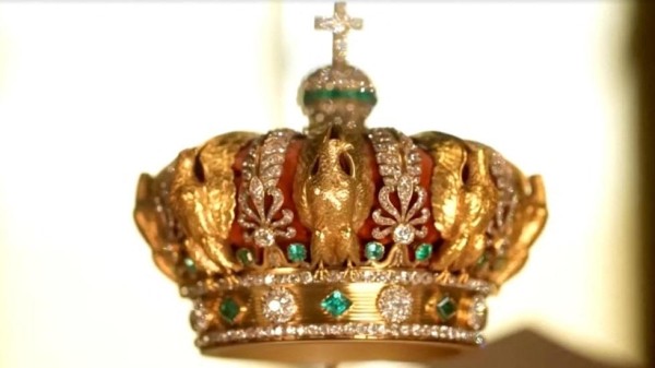 Лувр ограбили «мелкие преступники» - что заявляет парижский прокурор и каков список ценнейших экспонатов, которые до сих пор не найдены