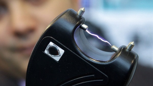 В Грузии запретят ношение электрошокеров В Грузии запретят ношение электрошокеров