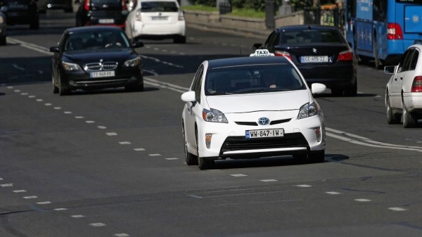Водителей такси в Тбилиси ждет амнистия – подробности