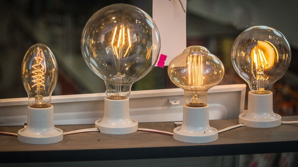 Тарифы на электроэнергию и газ в ближайшие три месяца в Грузии не повысятся Тарифы на электроэнергию и газ в ближайшие три месяца в Грузии не повысятся