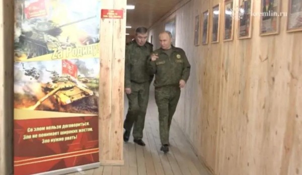 Владимир Зеленский побывал в Купянске - город, о взятии которого недавно докладывали Путину