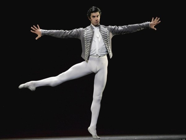 «Сознательно отказался от создания семьи и рождения детей» - трагедии, потеря дом и одиночество как выбор: что пишут российские СМИ о Николае Цискаридзе