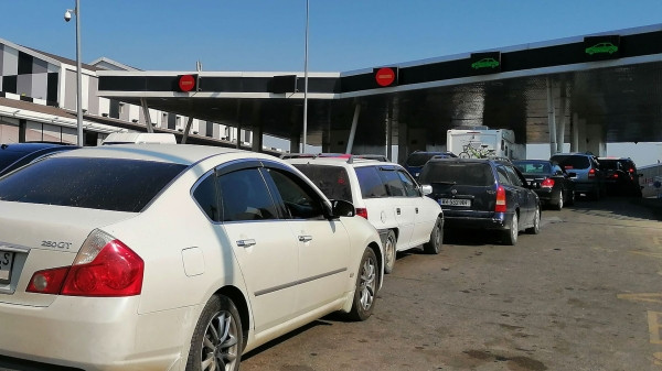 На дороге к грузино-армянской границе образовался 5-километровый затор