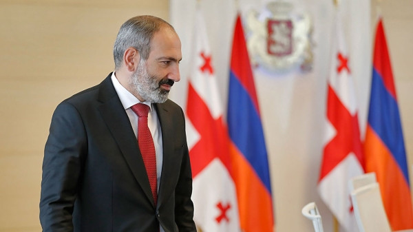 Пашинян позвонил Кобахидзе, чтобы выразить соболезнования в связи с кончиной Патриарха